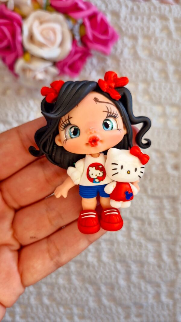 Menina Com Hello Kitty