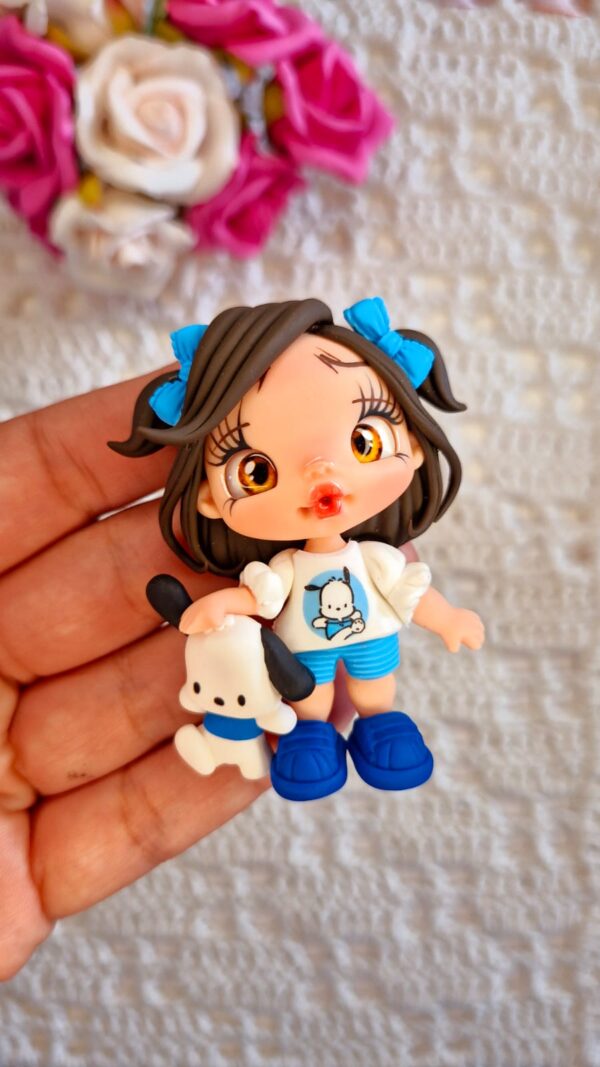 Menina Com Pochacco